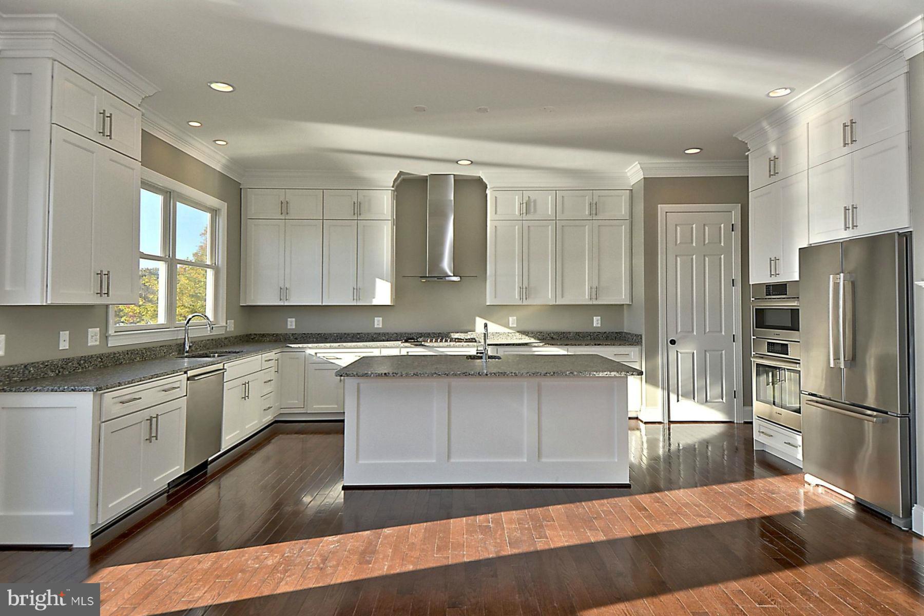 2998 Friends Road Annapolis, MD 21401 - Photo 5 of 28 Gourmet Kitchen with Granite Counters