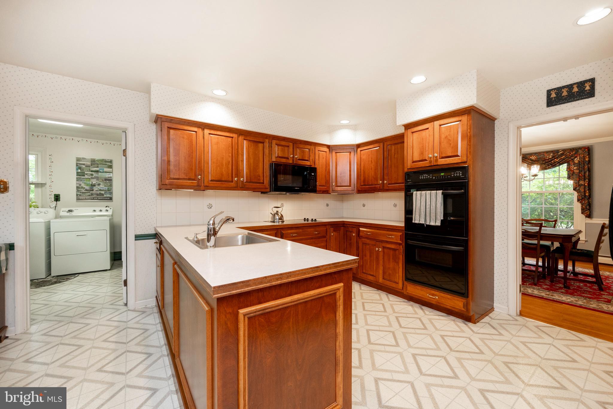 755 North Valley Forge Road Devon, PA 19333 - Photo 12 of 35 Custom Kitchen