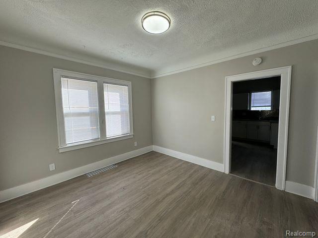 106 Oak Street River Rouge, MI 48218 - Photo 3 of 19