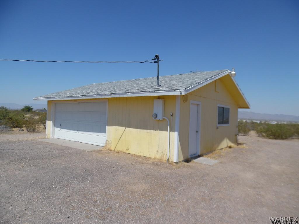 692 Ehrenberg Road Golden Valley, AZ 86413 - Photo 12 of 12