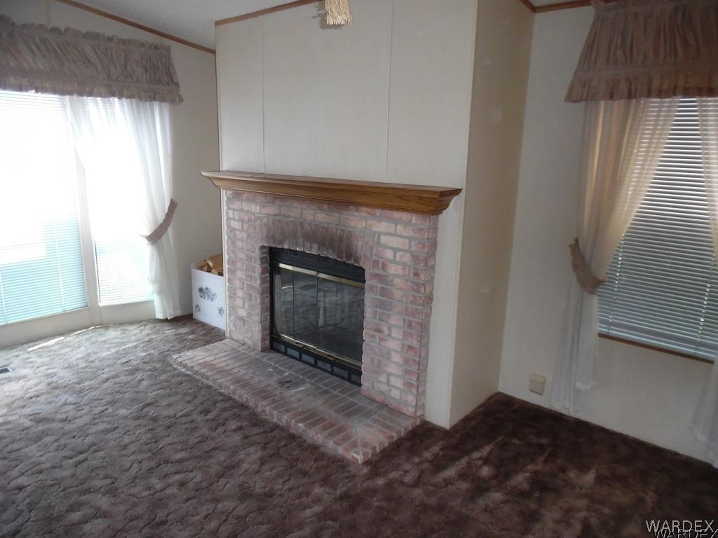 692 Ehrenberg Road Golden Valley, AZ 86413 - Photo 2 of 12
