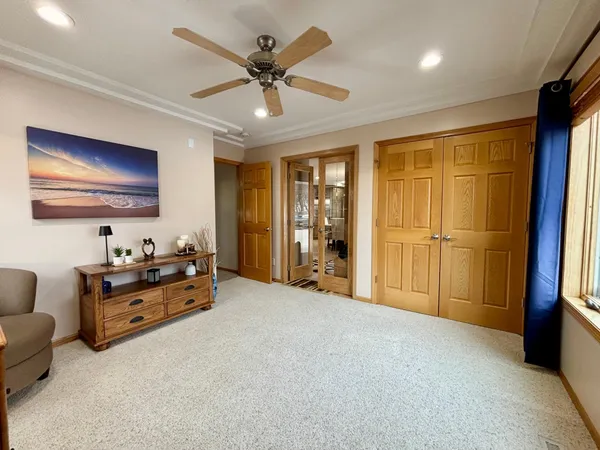 $825,000 | 9200 County Road 3 Northwest, Oronoco, MN 55960