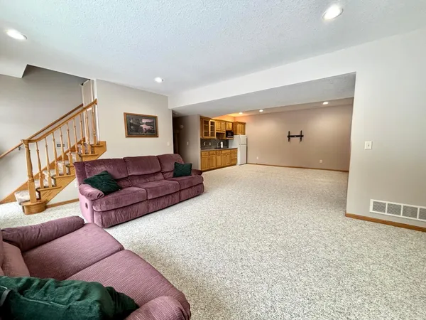 $825,000 | 9200 County Road 3 Northwest, Oronoco, MN 55960