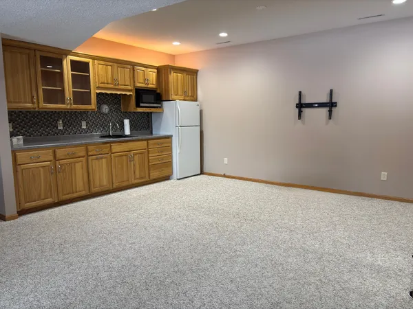 $825,000 | 9200 County Road 3 Northwest, Oronoco, MN 55960