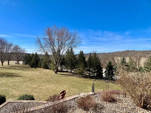 $825,000 | 9200 County Road 3 Northwest, Oronoco, MN 55960