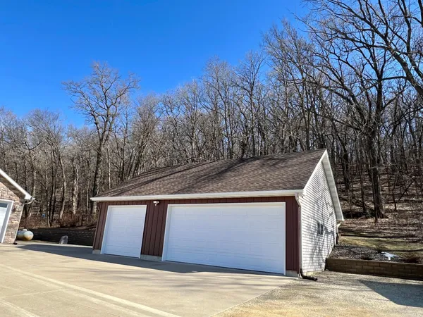 $825,000 | 9200 County Road 3 Northwest, Oronoco, MN 55960