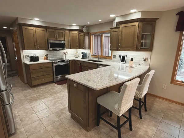 $825,000 | 9200 County Road 3 Northwest, Oronoco, MN 55960
