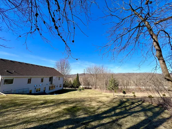 $825,000 | 9200 County Road 3 Northwest, Oronoco, MN 55960