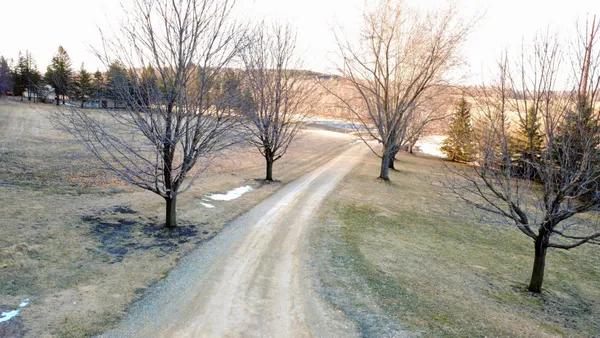 $825,000 | 9200 County Road 3 Northwest, Oronoco, MN 55960