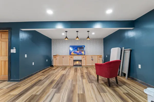 $519,900 | 52 Wood Lane, Brooks, ME 04921