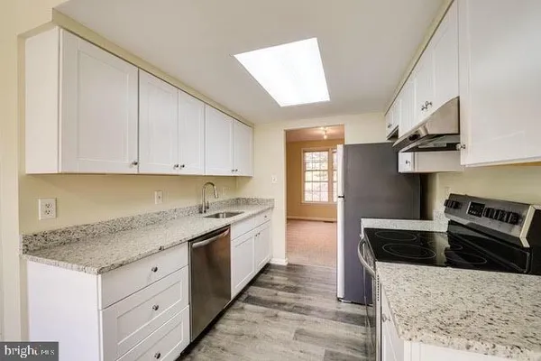 $2,950 | 7476 Adams Park Court, Annandale, VA 22003