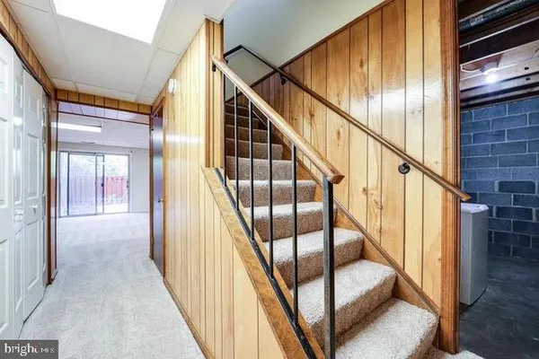 $2,950 | 7476 Adams Park Court, Annandale, VA 22003