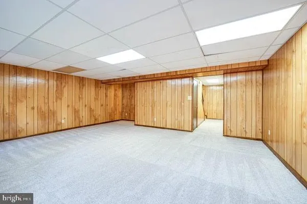 $2,950 | 7476 Adams Park Court, Annandale, VA 22003