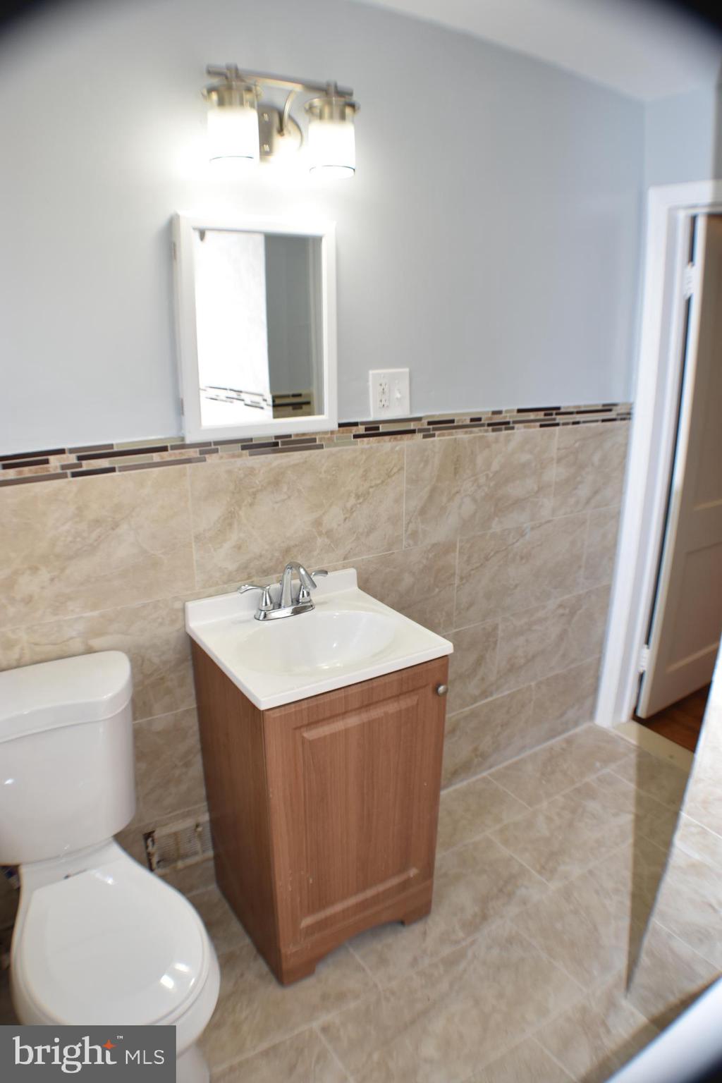 1615 Northbourne Road Baltimore, MD 21239 - Photo 24 of 40