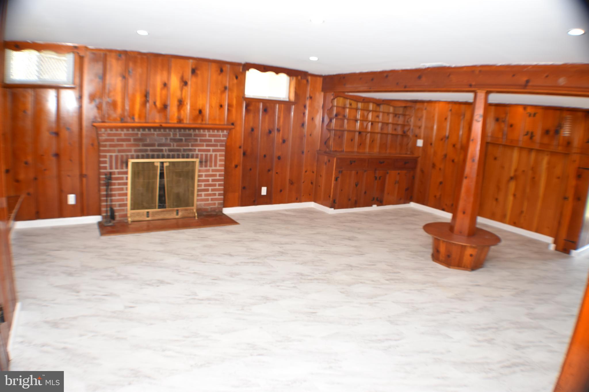 1615 Northbourne Road Baltimore, MD 21239 - Photo 25 of 40