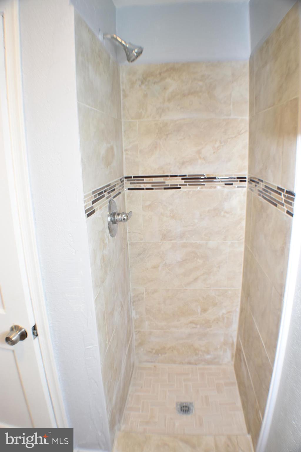 1615 Northbourne Road Baltimore, MD 21239 - Photo 29 of 40