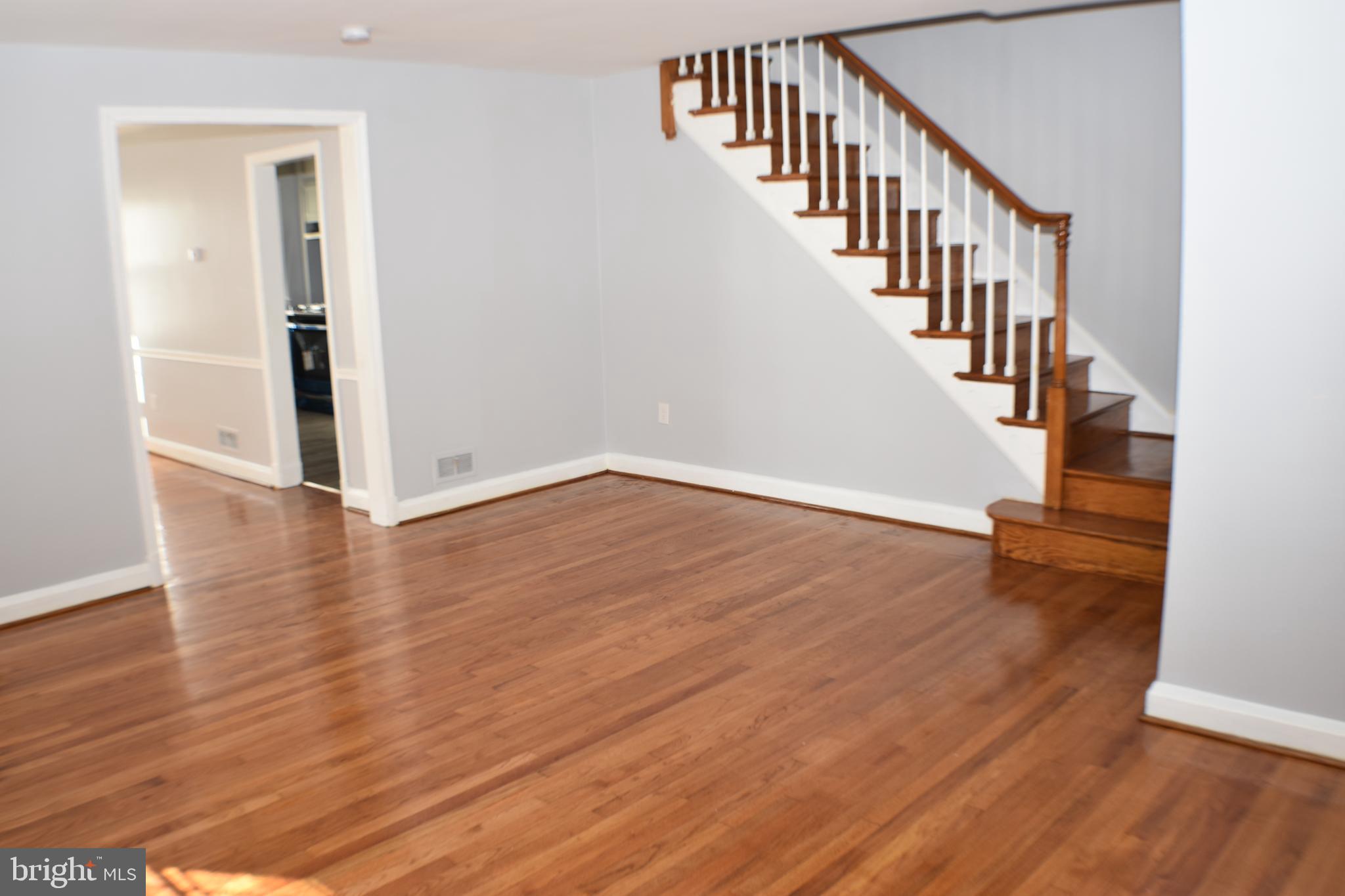 1615 Northbourne Road Baltimore, MD 21239 - Photo 5 of 40
