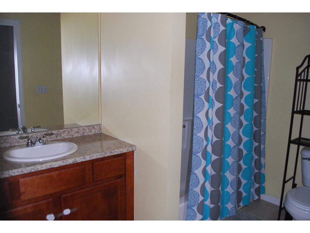 42 H Church Street, Unit H Rochester, NH 03839 - Photo 19 of 35