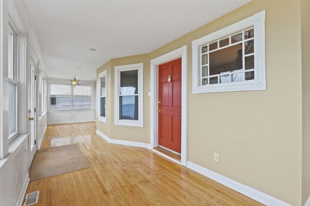 47 Shellton Road Quincy, MA 02169 - Photo 8 of 40 Gallery Image 8