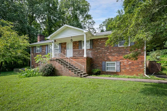 $289,900 | 3216 Beersheba Highway, McMinnville, TN 37110