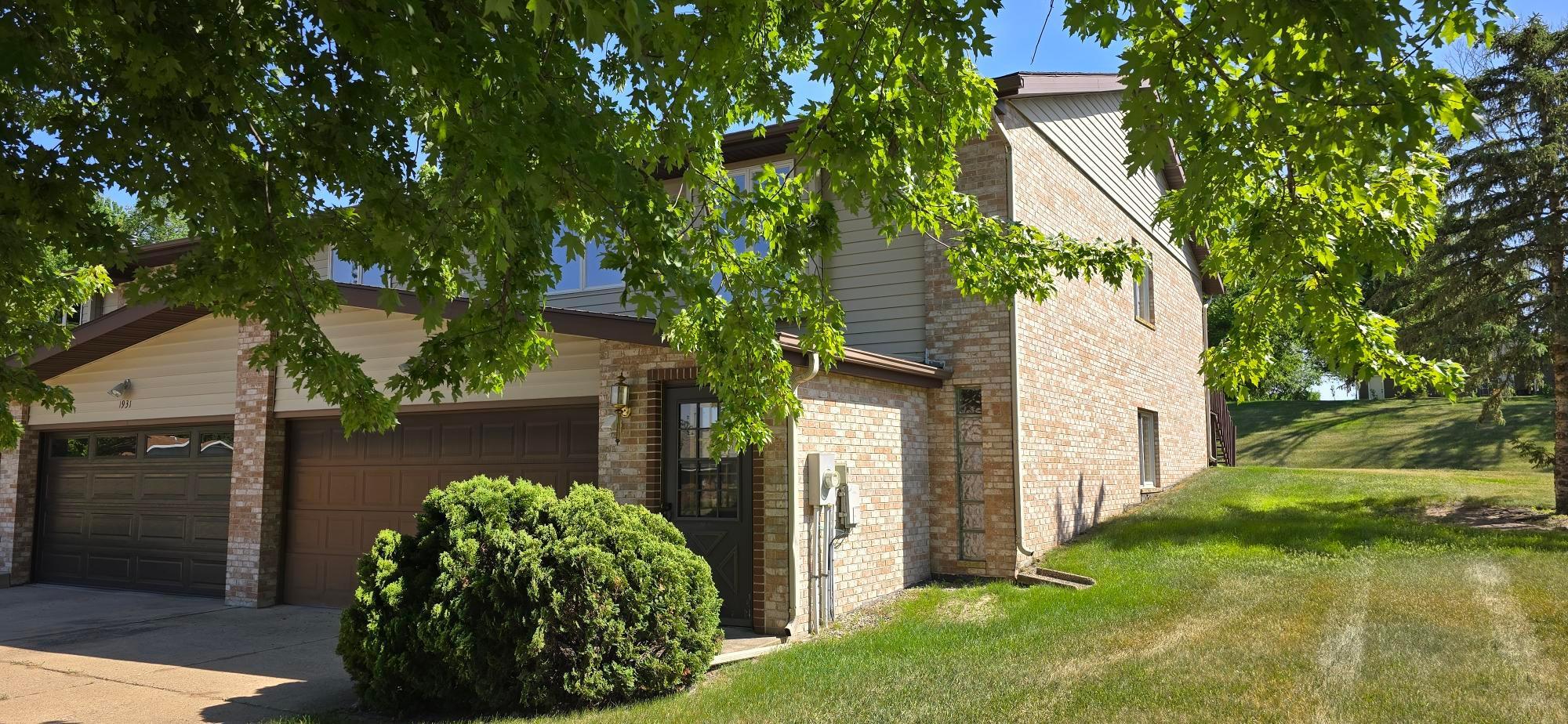 1933 Wilby Road Albert Lea, MN 56007 - Photo 2 of 26