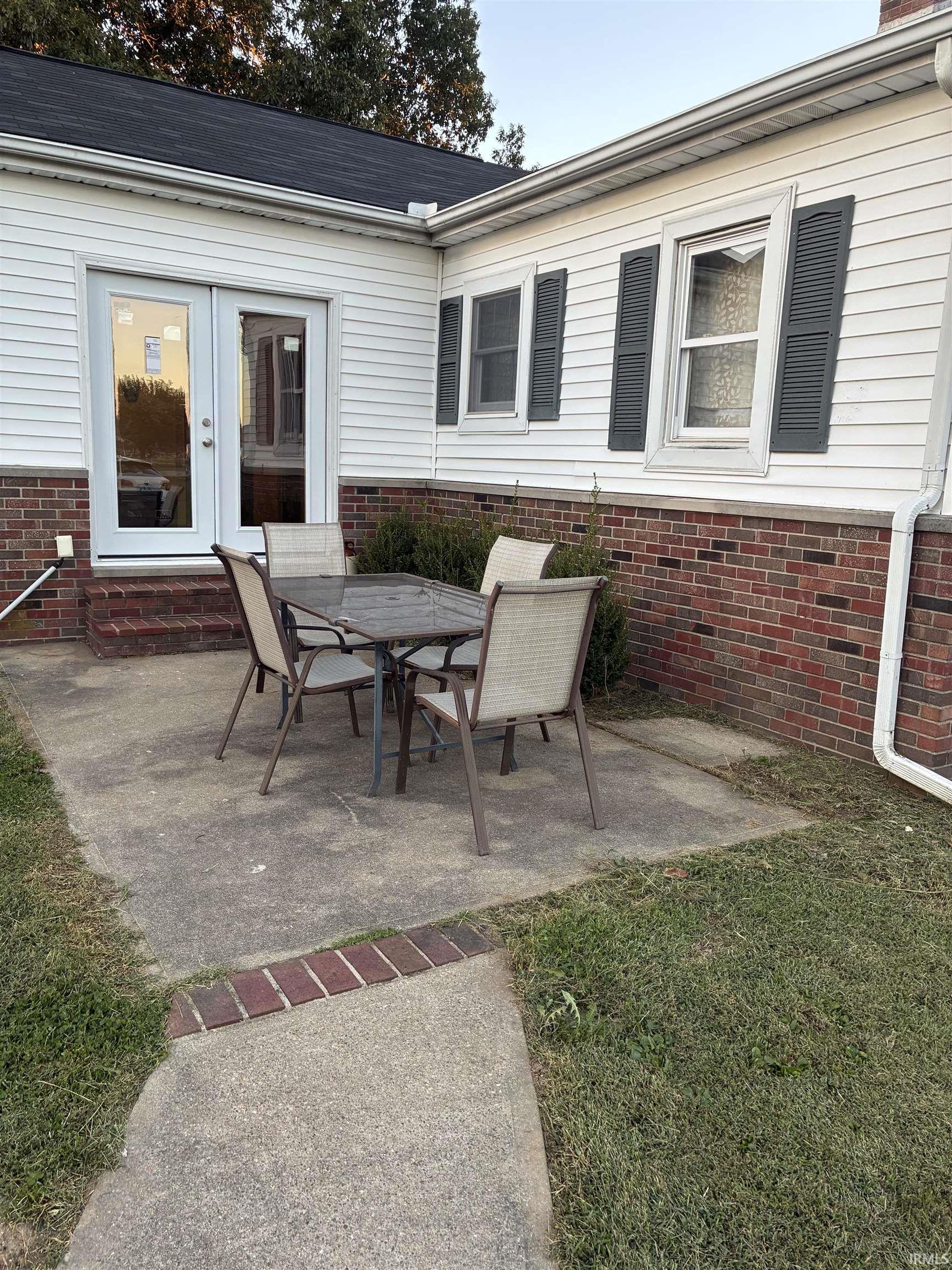 12215 West St Road Linton, IN 47441 - Photo 3 of 15