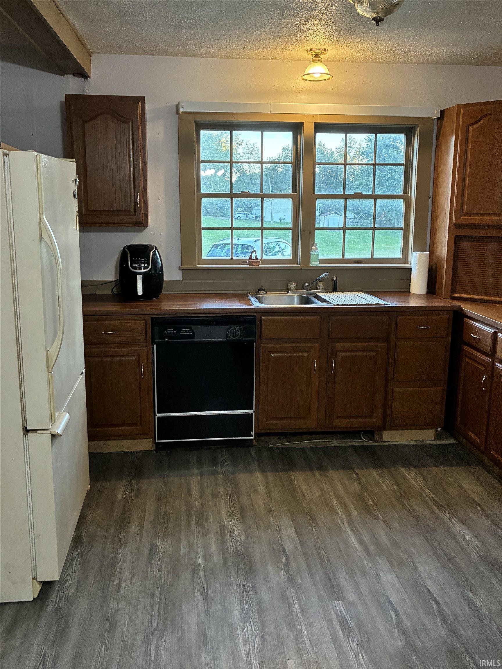 12215 West St Road Linton, IN 47441 - Photo 5 of 15