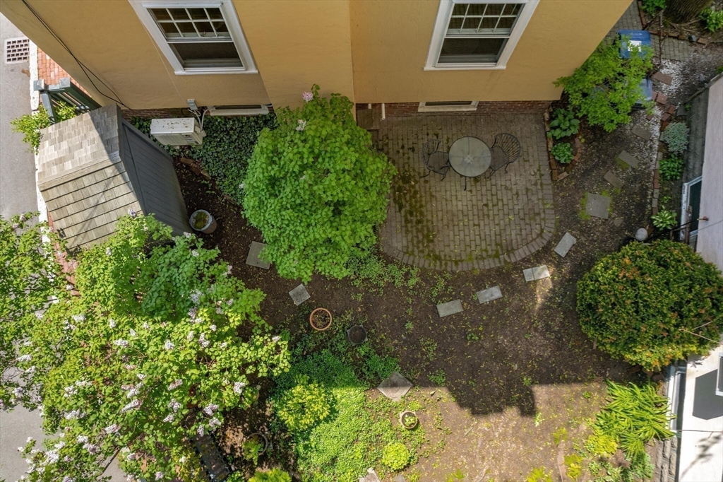 60 Crescent Street, Unit 2 Cambridge, MA 02138 - Photo 21 of 23 an aerial view of a residential houses