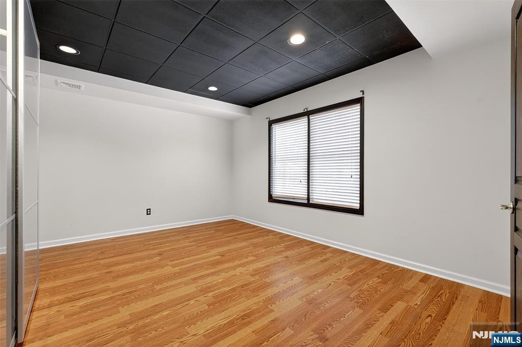 4 Generals Lane Totowa, NJ 07512 - Photo 40 of 46