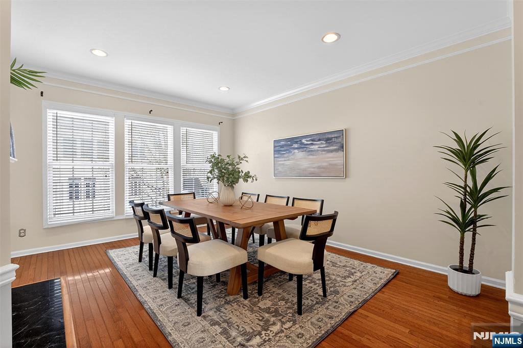 4 Generals Lane Totowa, NJ 07512 - Photo 7 of 46