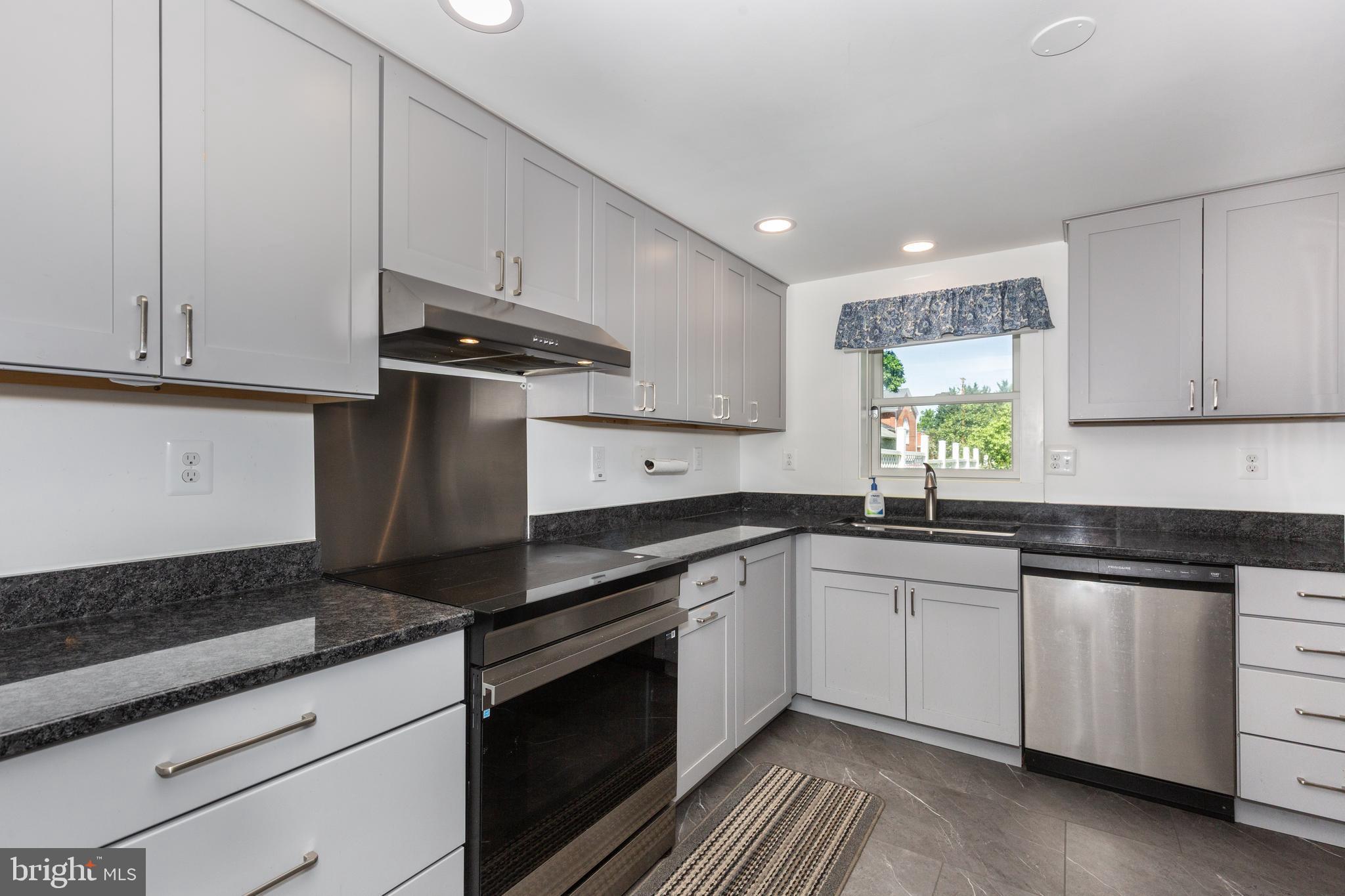 17 York Street Taneytown, MD 21787 - Photo 20 of 55