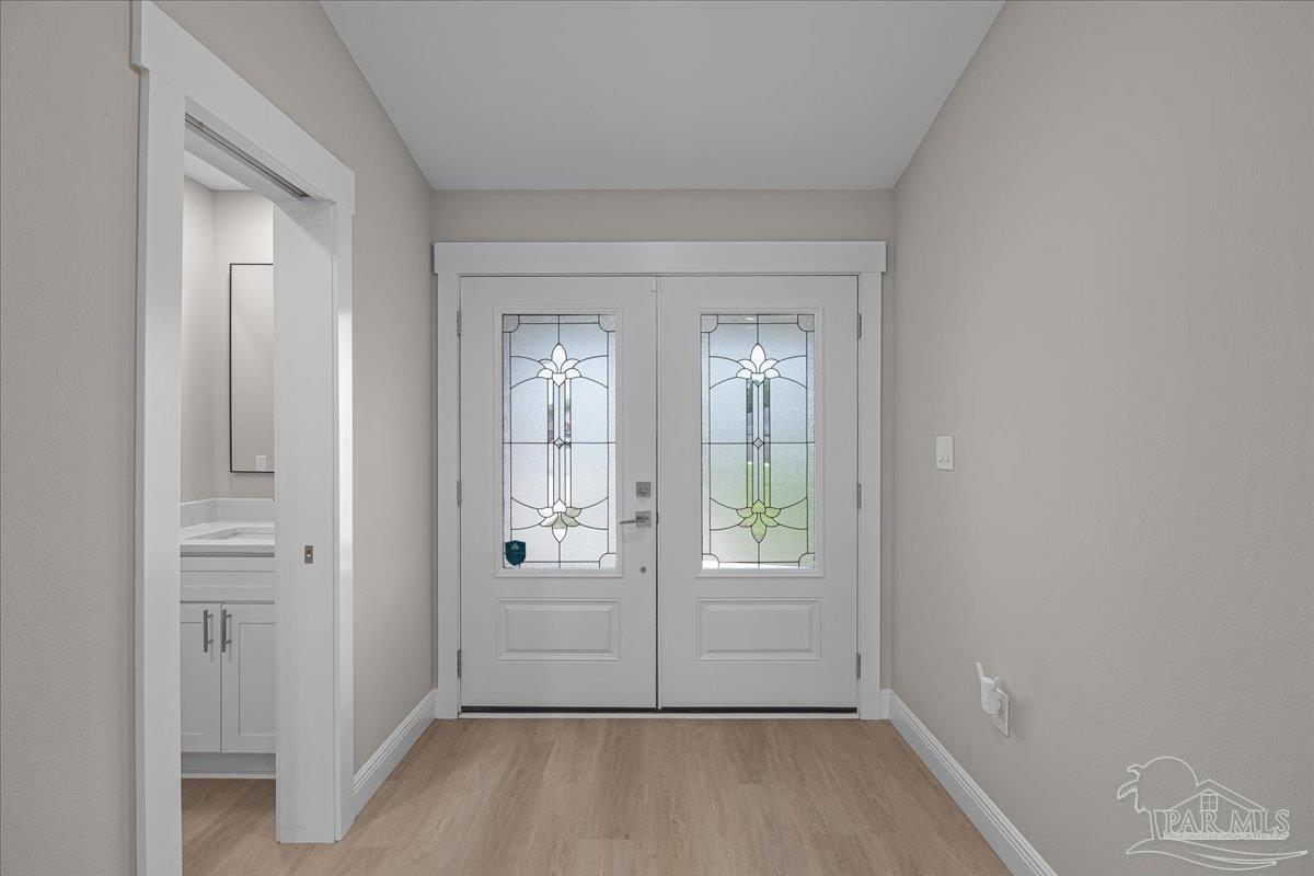 8709 Lamont Road Pensacola, FL 32526 - Photo 4 of 39 Gallery Image 4