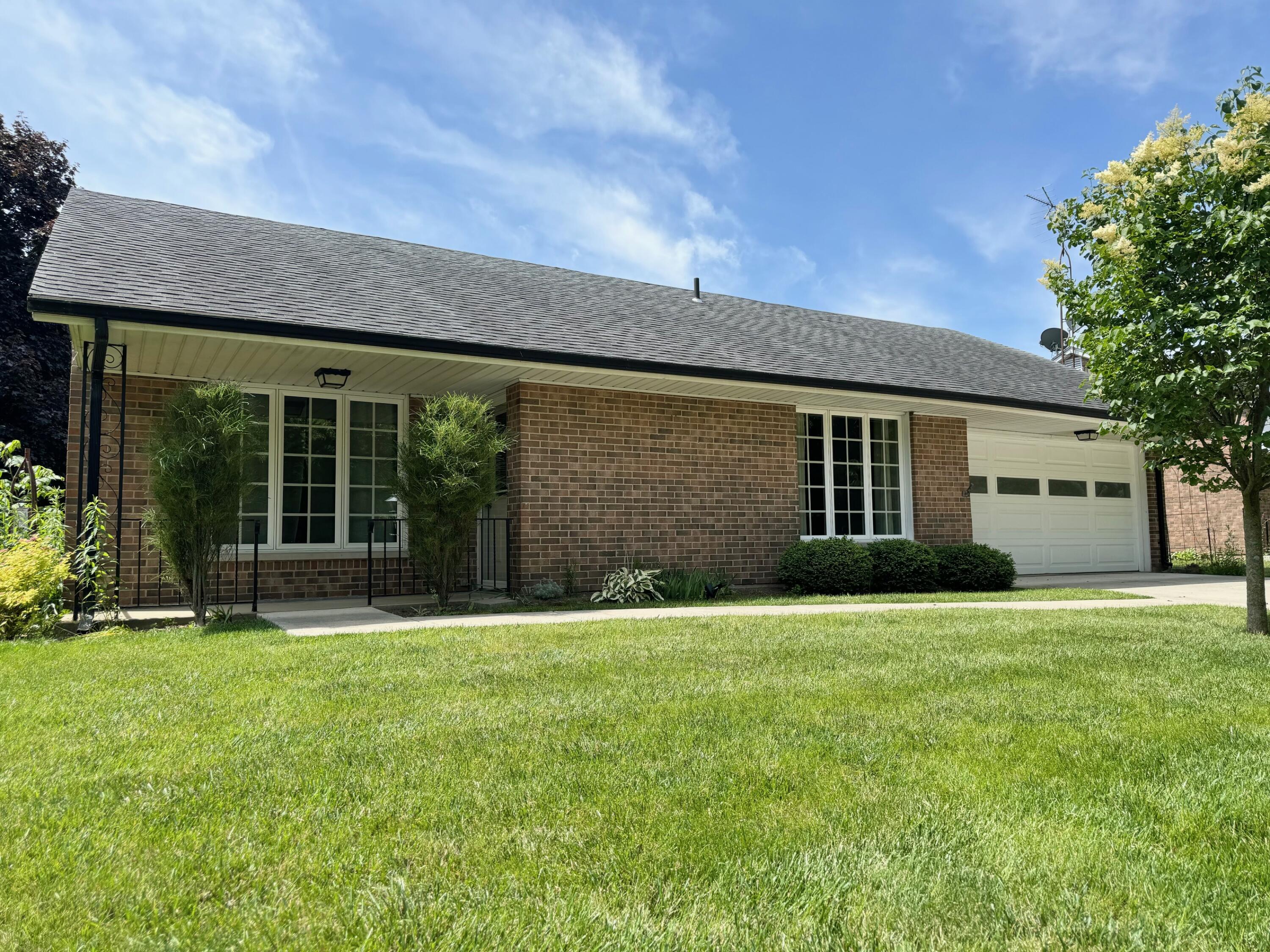 3327 Flowerdale Road Springfield, OH 45504 - Photo 1 of 34