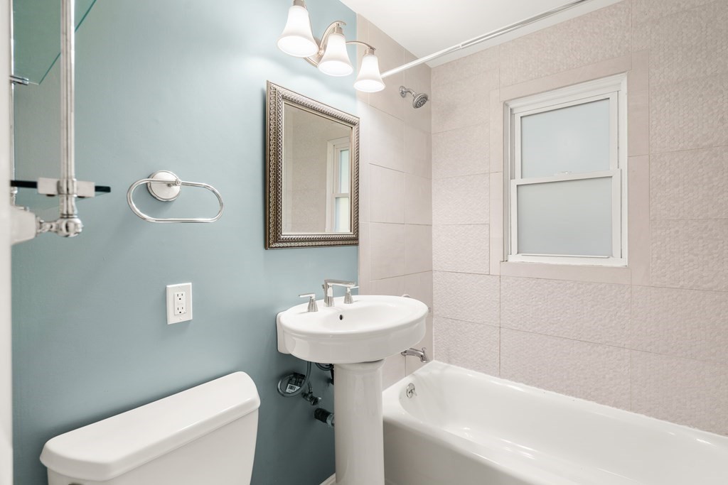 1 Hiawatha Road Woburn, MA 01801 - Photo 13 of 26 Gallery Image 13