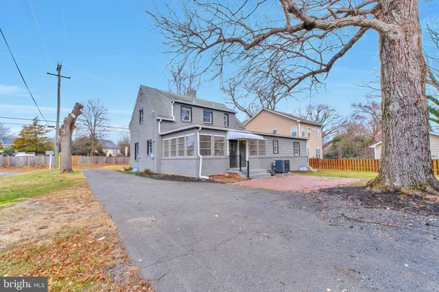 $825,000 | 3509 Annandale Road, Annandale, VA 22003
