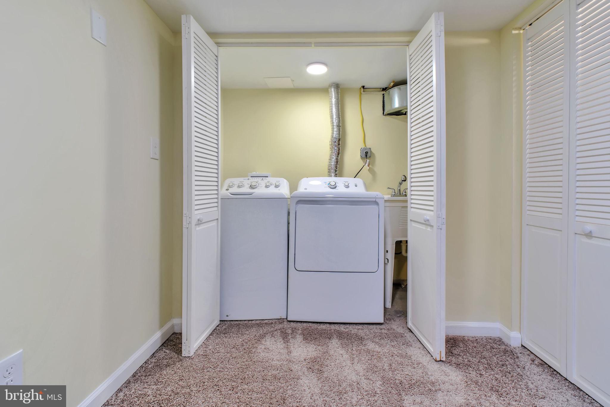3509 Annandale Road Annandale, VA 22003 - Photo 29 of 30 a view of livingroom with washer and dryer