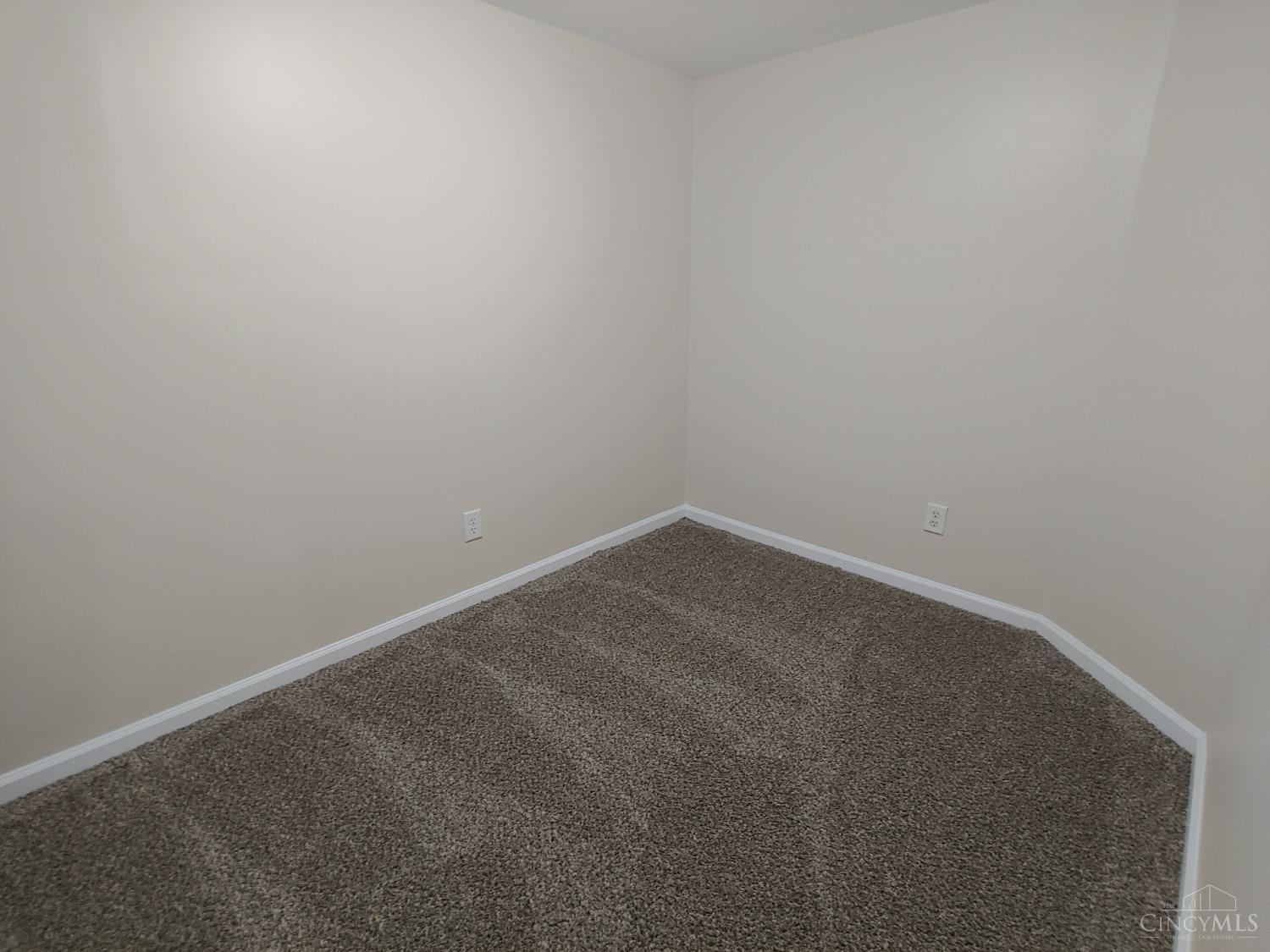 819 Fairborn Road Forest Park, OH 45240 - Photo 15 of 26