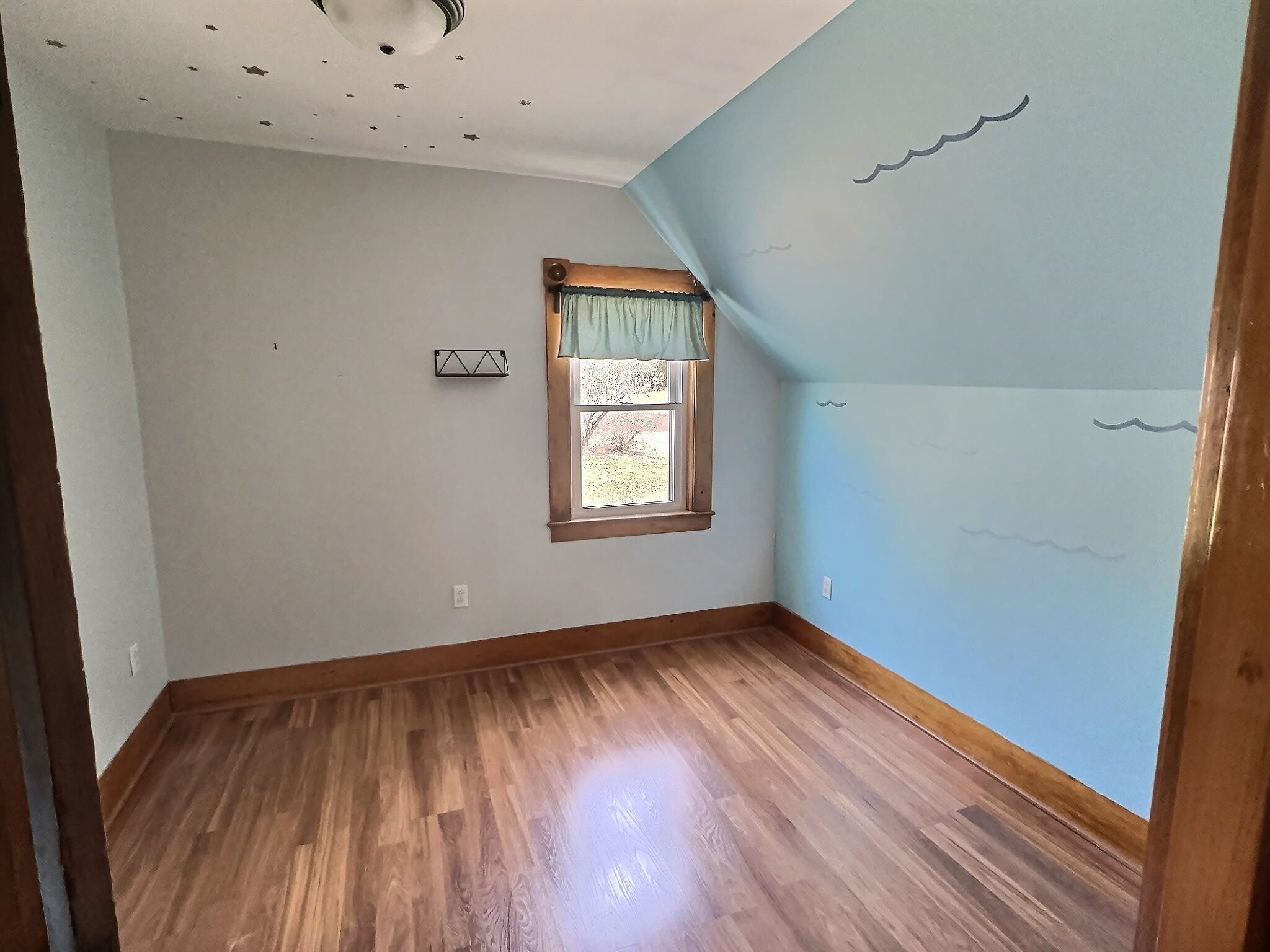 44 Batchelder Street Barre, VT 05641 - Photo 3 of 17 Gallery Image 3