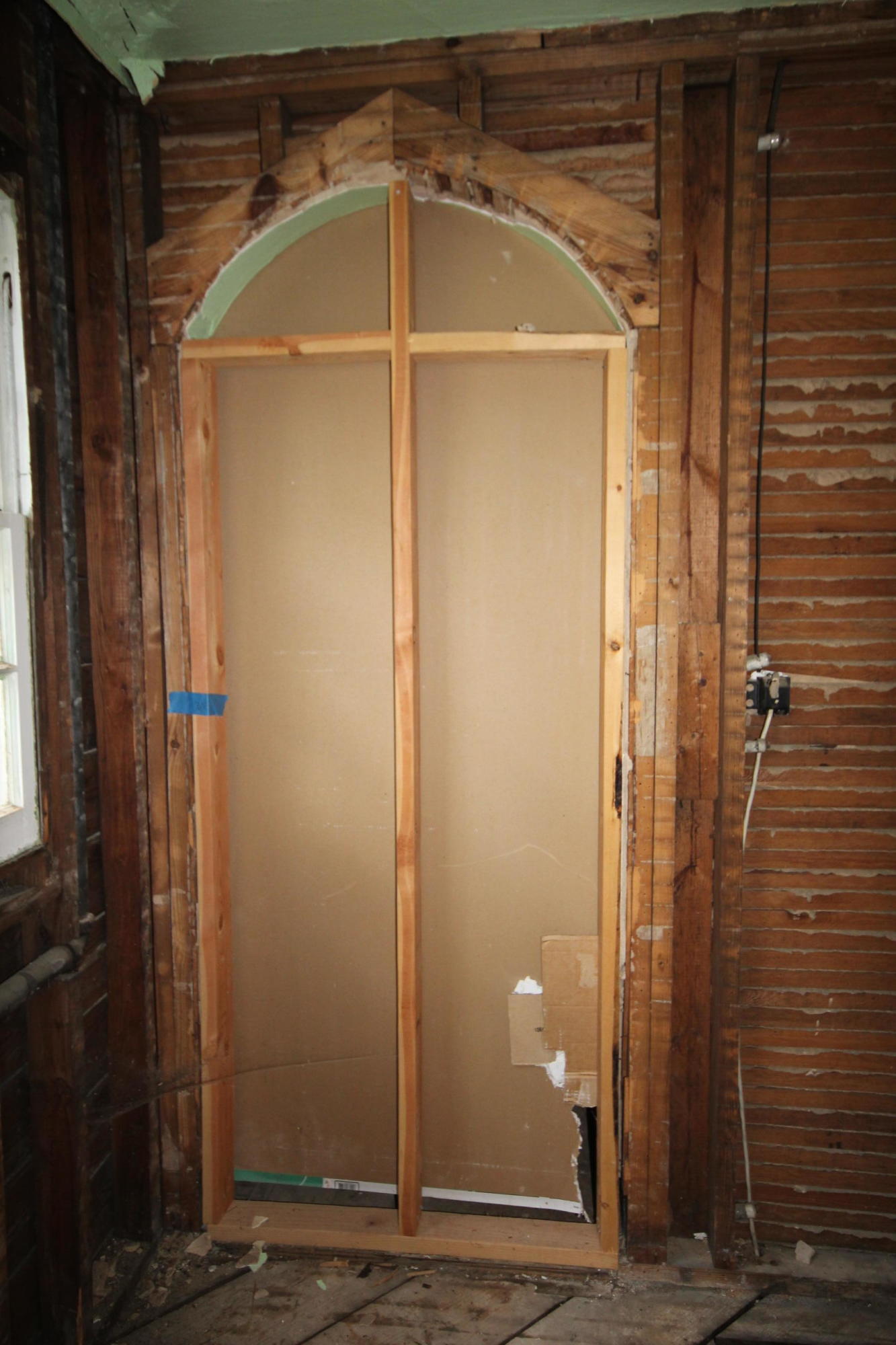 220 Gillespie Road Chattanooga, TN 37411 - Photo 8 of 17 Gillespie door2