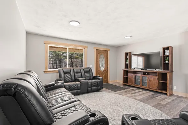 $245,000 | 1150 Lakewood Road, Madison, ME 04950