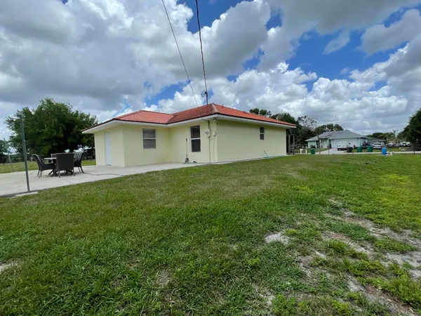 $337,900 | 3897 Northwest 22nd Avenue, Okeechobee, FL 34972
