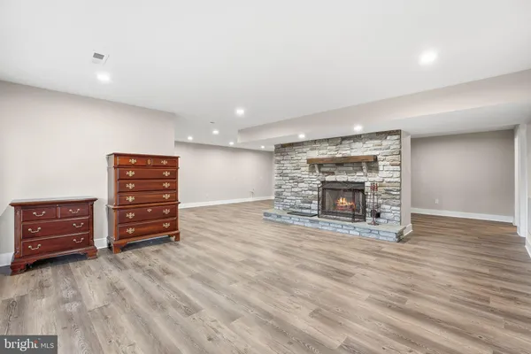 a front view of house with yard