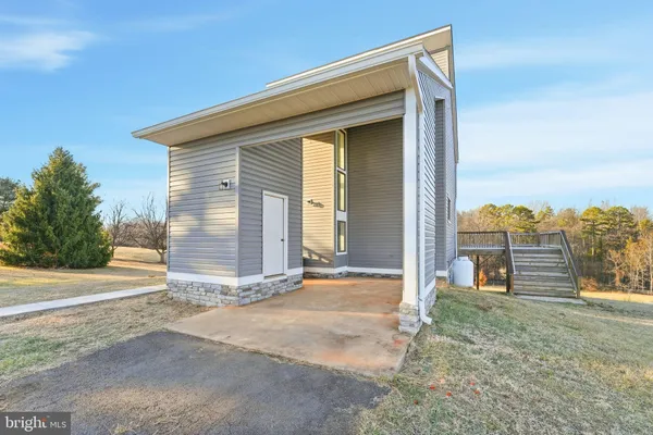 $565,000 | 135 FRYS Frd Lane, Locust Dale, VA 22948