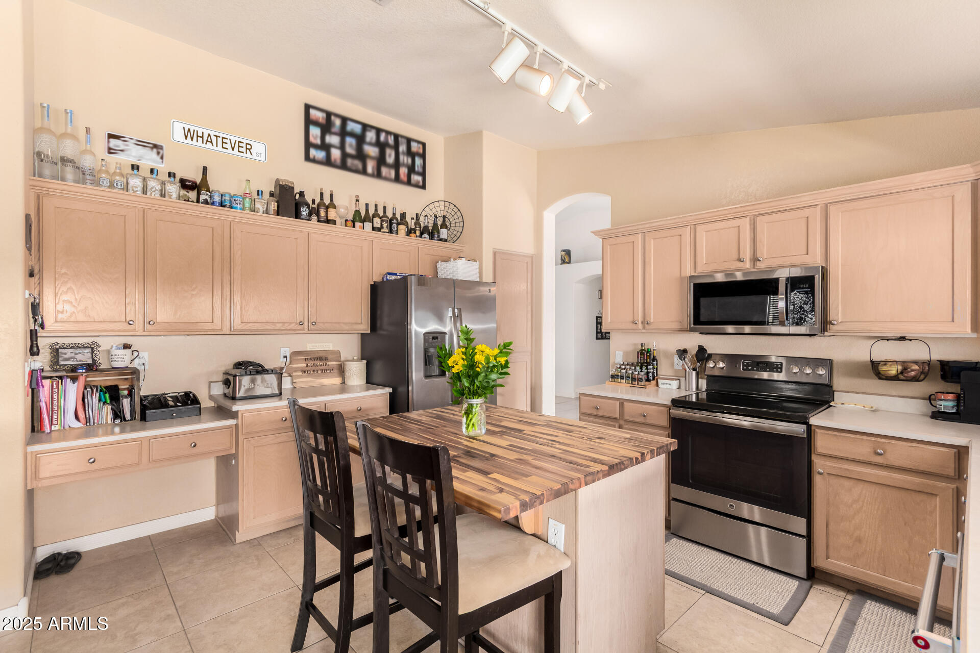 205 East Irvine Road Phoenix, AZ 85086 - Photo 20 of 63 21 - Irvine 205