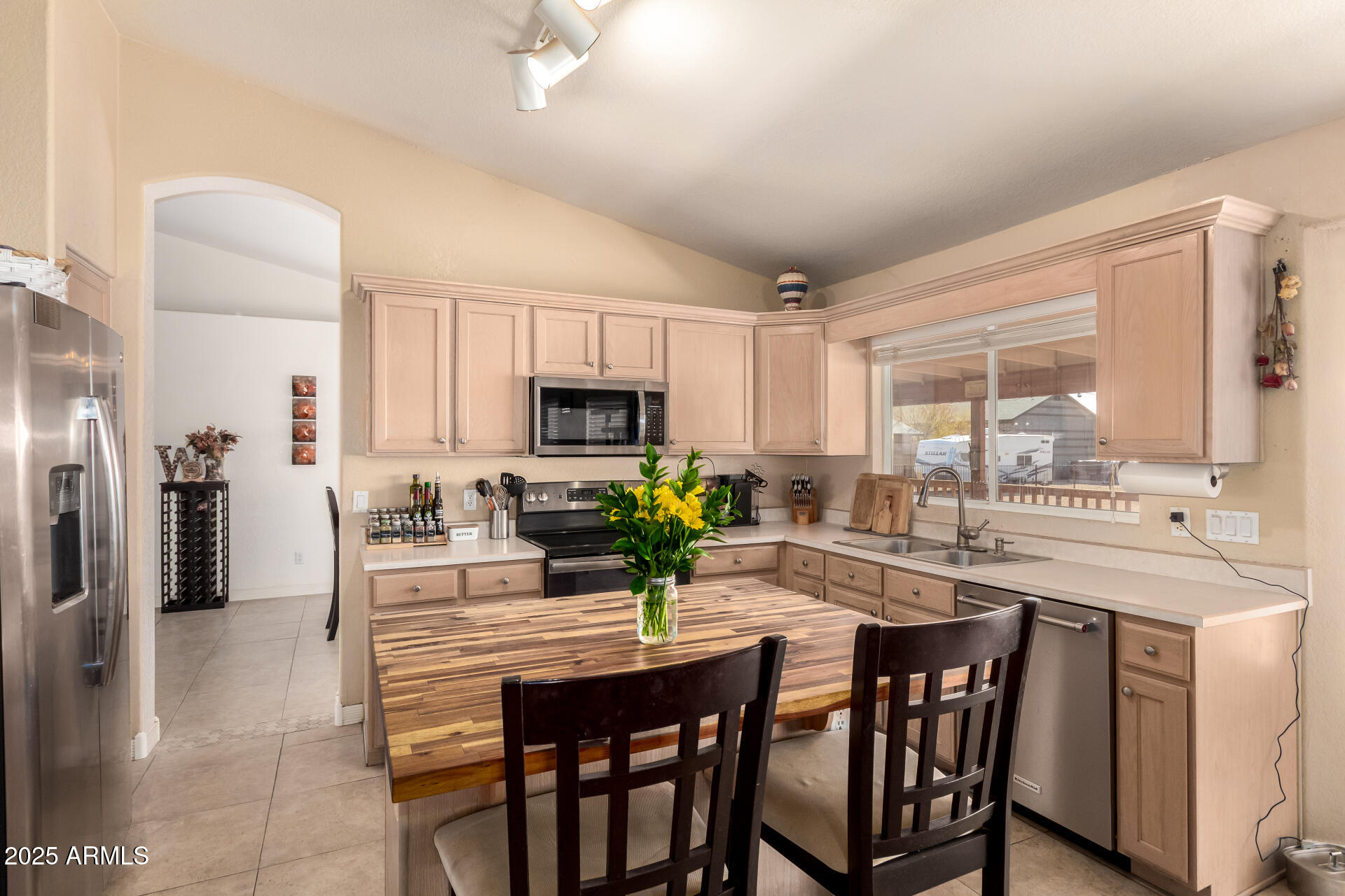 205 East Irvine Road Phoenix, AZ 85086 - Photo 22 of 63 23 - Irvine 205