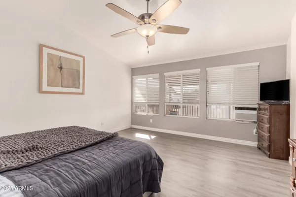 $975,000 | 205 East Irvine Road, Phoenix, AZ 85086
