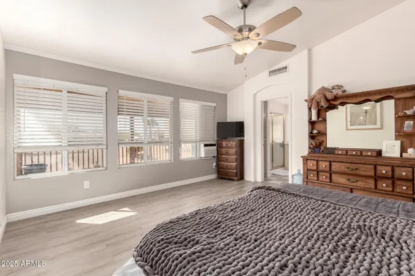 $975,000 | 205 East Irvine Road, Phoenix, AZ 85086