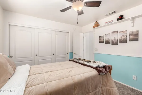$975,000 | 205 East Irvine Road, Phoenix, AZ 85086