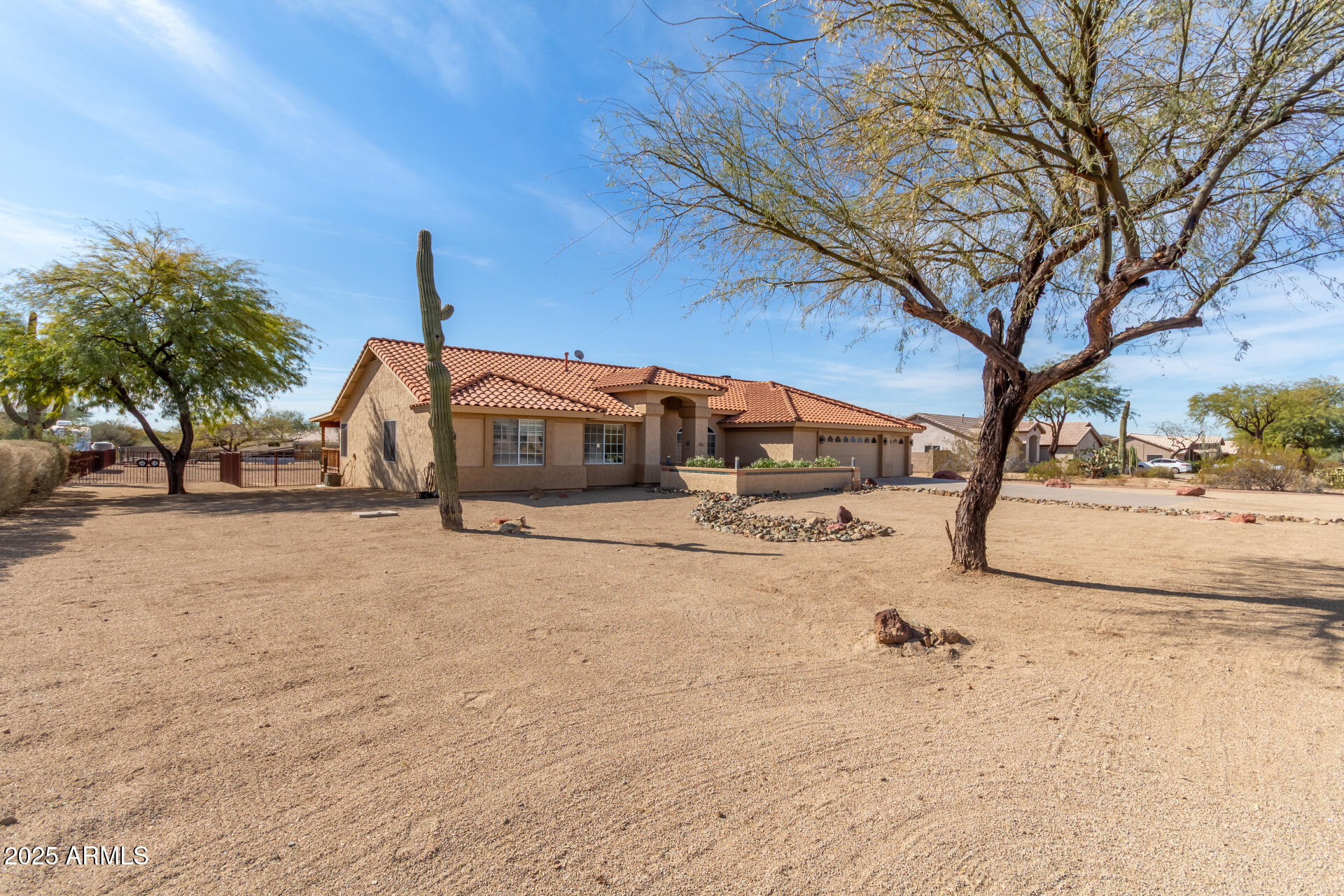 205 East Irvine Road Phoenix, AZ 85086 - Photo 5 of 63 03 - Irvine 205