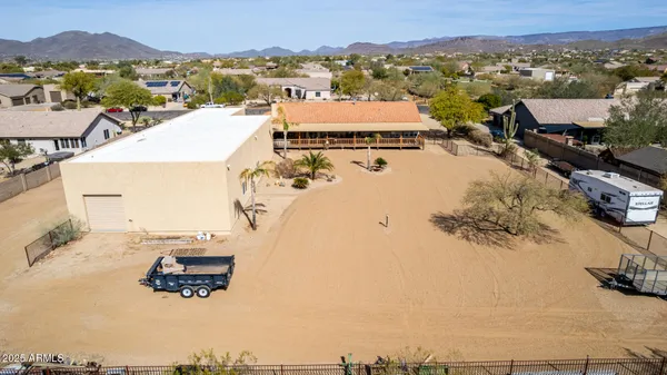 $975,000 | 205 East Irvine Road, Phoenix, AZ 85086